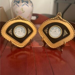 Vintage set of 2 LIMOGES CAMEO FRAMED MADE IN FRANCE